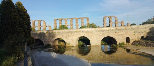 Puente romano sobre el río Albarregas